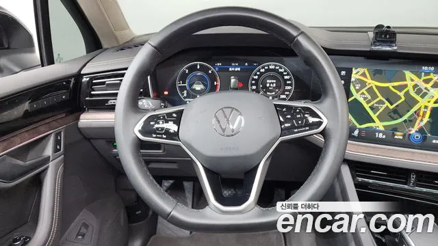 Volkswagen Touareg 3rd Gen — Фото автомобиля 19