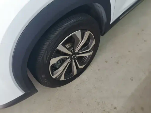 Wuling Asta — Фото автомобиля 22