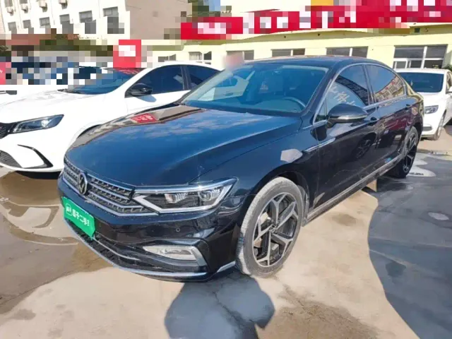 Фотография автомобиля — Volkswagen Magotan