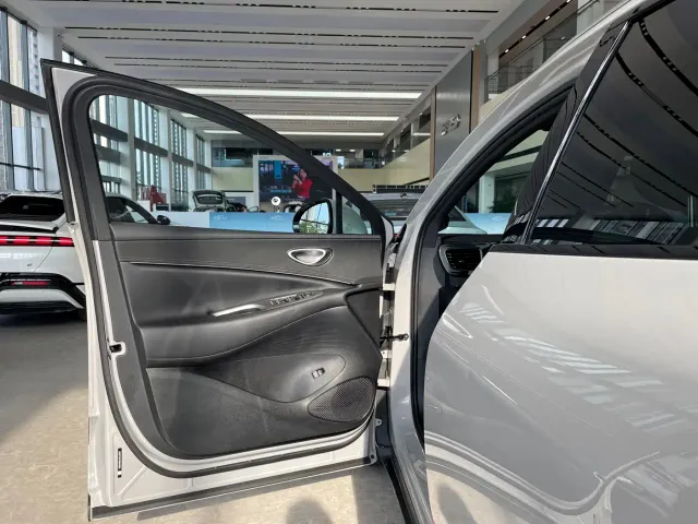 BYD Sealion 06 New Energy 2025 DM-i 170 Pilot Plus Edition — Фото автомобиля 8