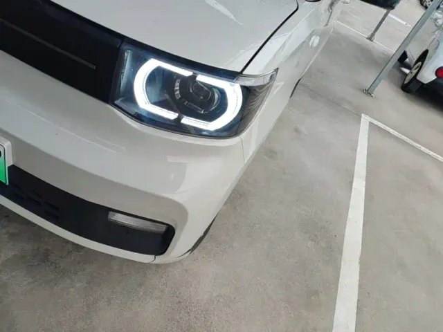 Wuling Hongguang Mini EV — Фото автомобиля 23