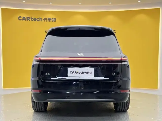 Li Auto L9 — Фото автомобиля 5