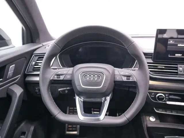 Audi Q5L — Фото автомобиля 23