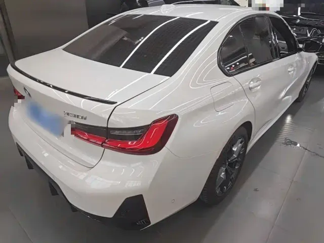 BMW 3 Series — Фото автомобиля 6