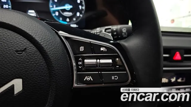 Kia Seltos New — Фото автомобиля 23