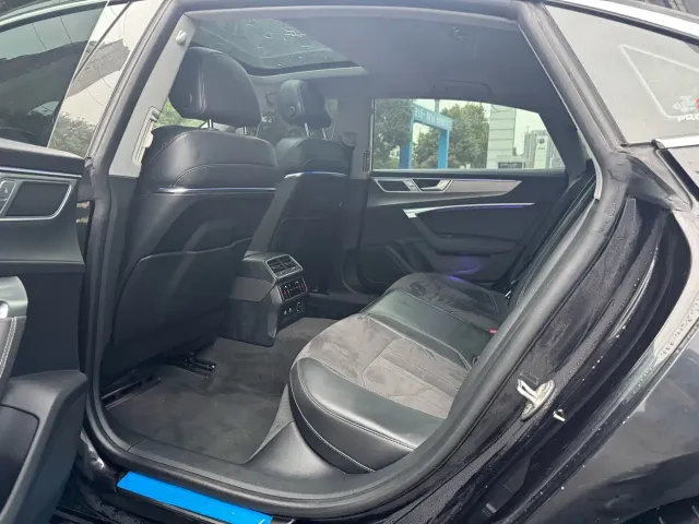 Audi Audi A7L 2024 45 TFSI Luxury — Фото автомобиля 6