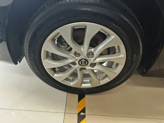 Nissan Sylphy — Фото автомобиля 22