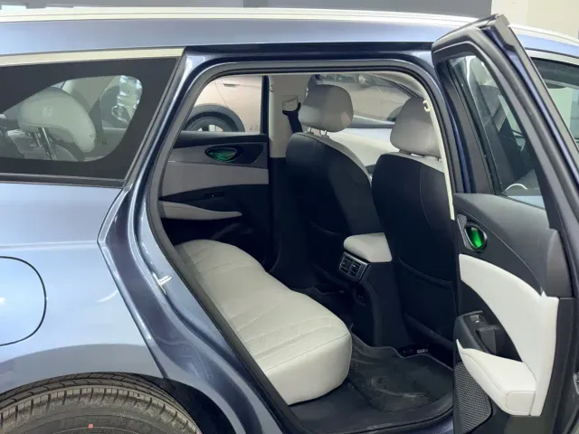 BYD Seal 06 DM-i Touring — Фото автомобиля 9