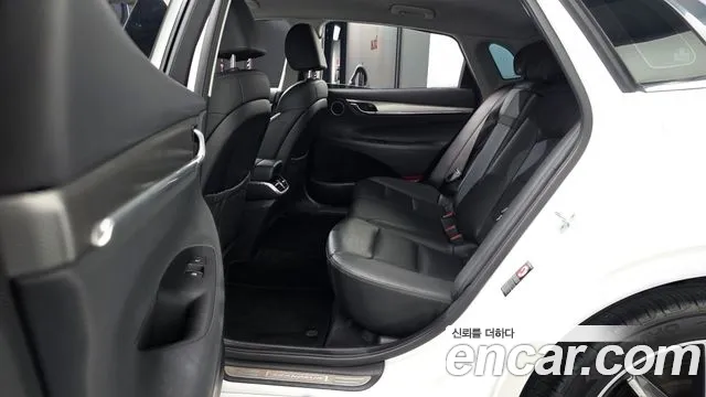 Hyundai Grandeur New — Фото автомобиля 12