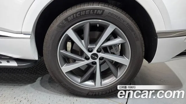 Genesis GV80 — Фото автомобиля 6