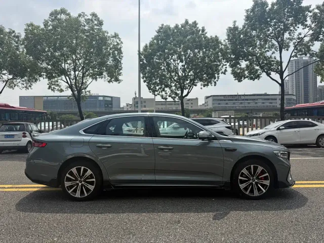 Geely Xingrui — Фото автомобиля 4
