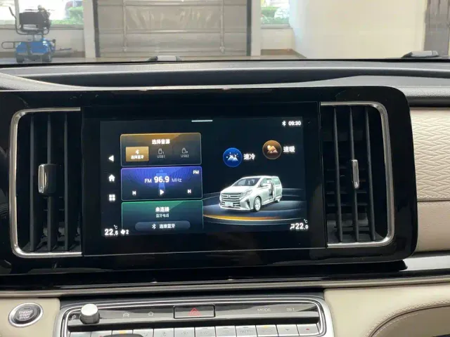 GAC Trumpchi M8 — Фото автомобиля 14