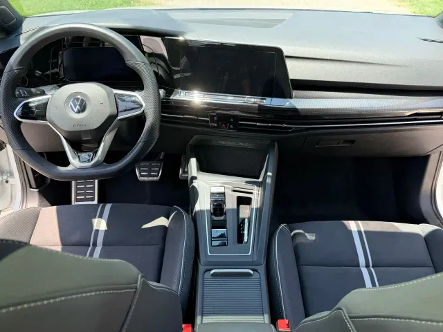 Volkswagen Golf — Фото автомобиля 26