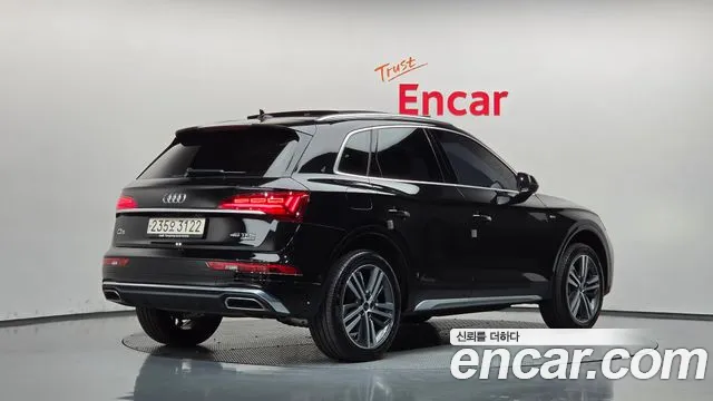 Audi Q5 FY — Фото автомобиля 2