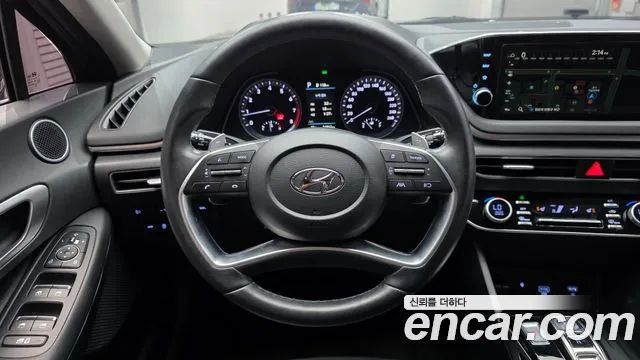 Hyundai Sonata — Фото автомобиля 20
