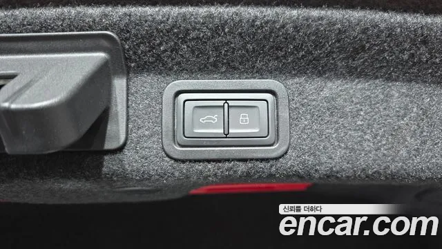 Audi A6 C8 — Фото автомобиля 23