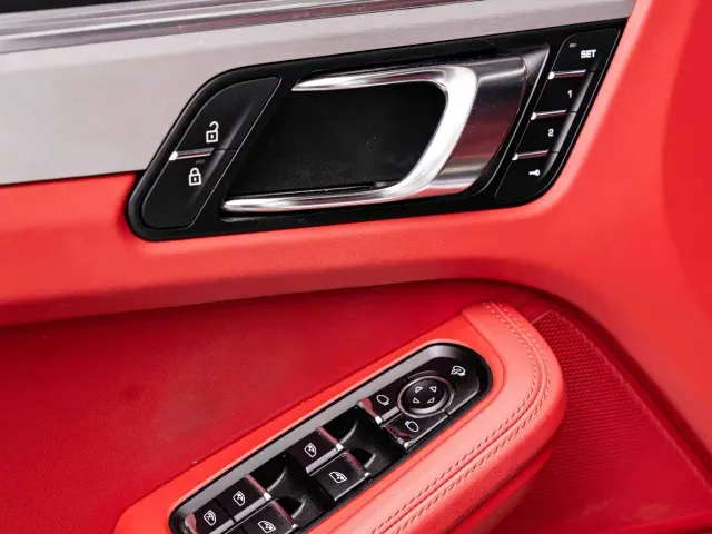 Porsche Macan — Фото автомобиля 18