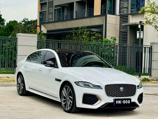Jaguar XFL — Фото автомобиля 3