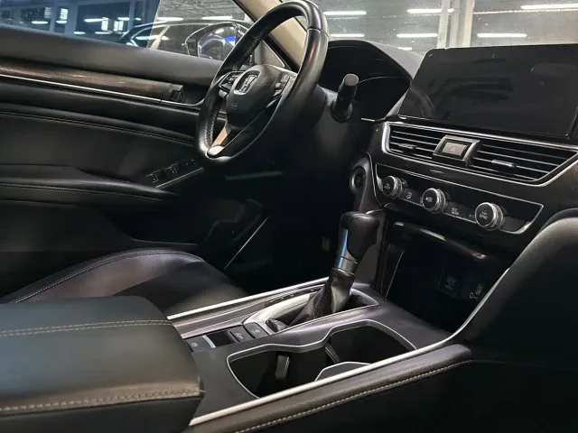 Honda Accord — Фото автомобиля 15