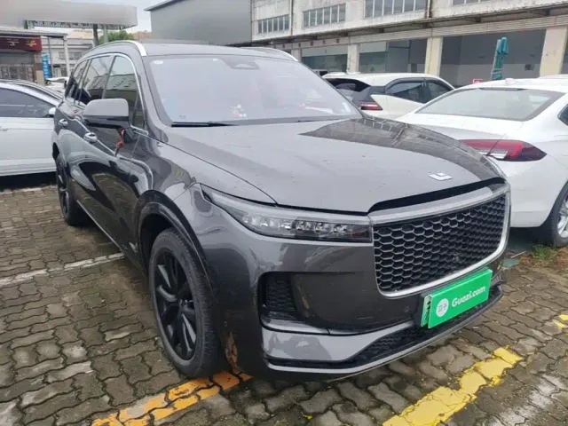 Li Auto ONE — Фото автомобиля 3