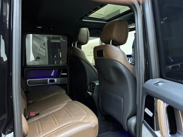 Mercedes-Benz G-Class — Фото автомобиля 15