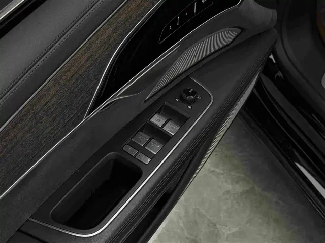 Audi A8 — Фото автомобиля 6