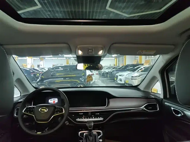 GAC Trumpchi M6 — Фото автомобиля 17