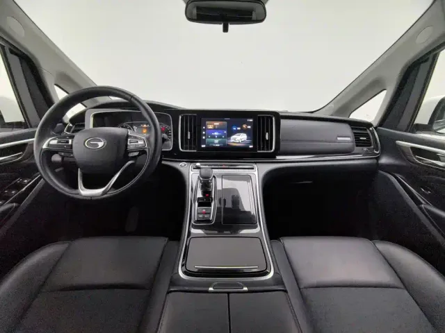 GAC Trumpchi M8 — Фото автомобиля 5