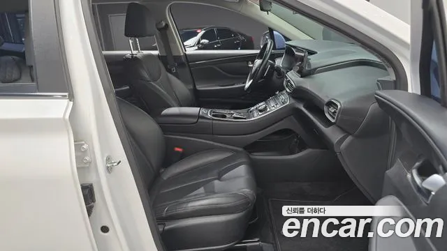 Hyundai Santafe Новый Santa Fe Дизель 2.2 4WD — Фото автомобиля 11