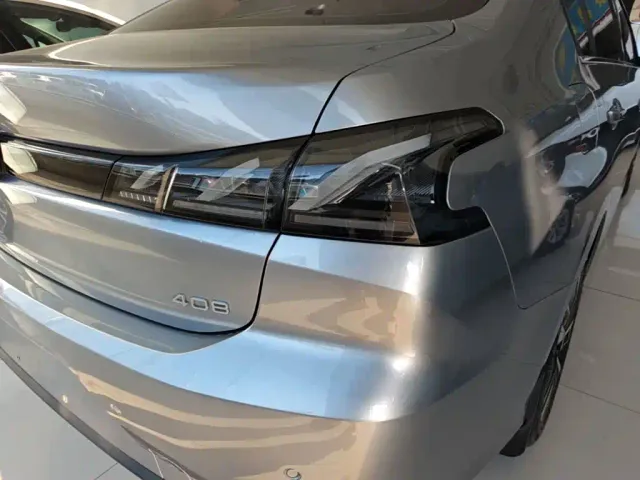 Peugeot 408 — Фото автомобиля 7