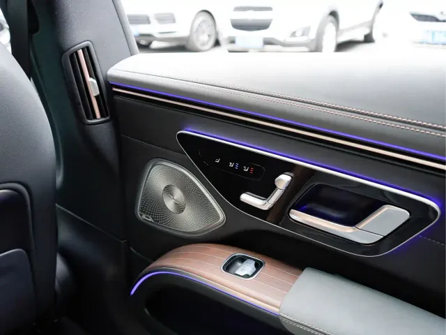 Mercedes-Benz EQS — Фото автомобиля 14