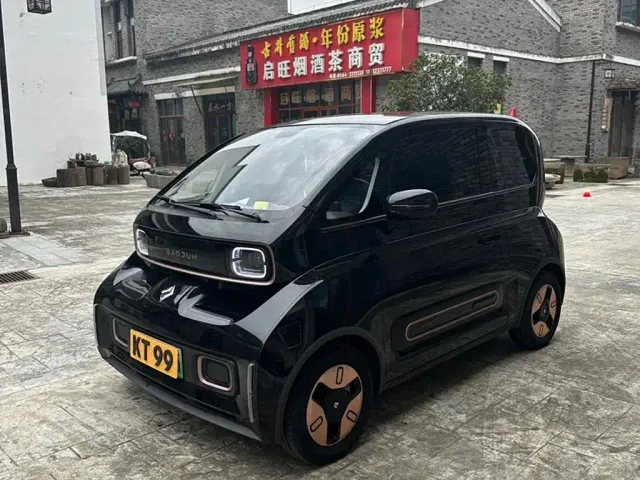 Фотография автомобиля — Baojun KiWi EV