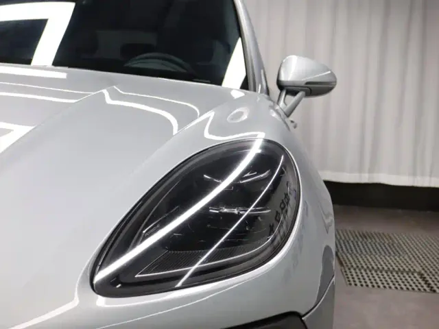 Porsche Macan — Фото автомобиля 11