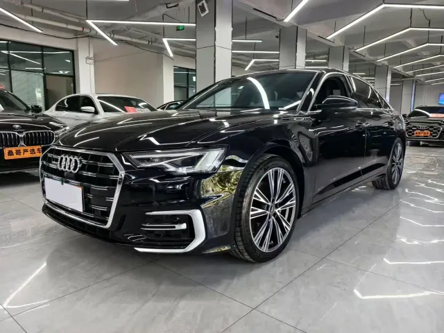 Фотография автомобиля — Audi A6L