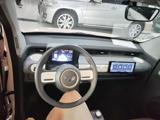 Wuling Motors Hongguang MINIEV 2022 GAMEBOY 200km Play Edition LFP — Фото автомобиля 9