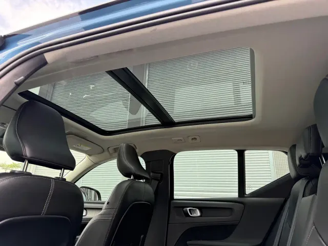 Volvo XC40 — Фото автомобиля 21