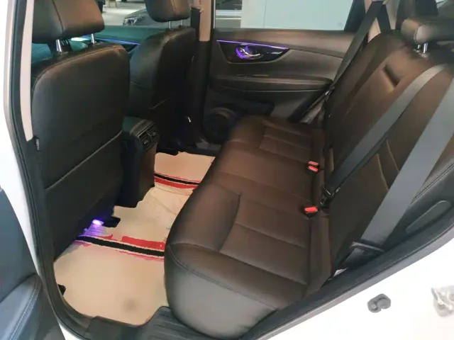 Nissan X-Trail — Фото автомобиля 16