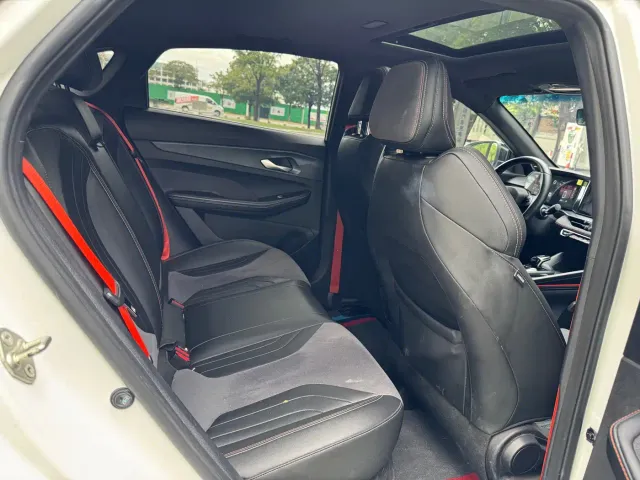 Geely Binrui — Фото автомобиля 6