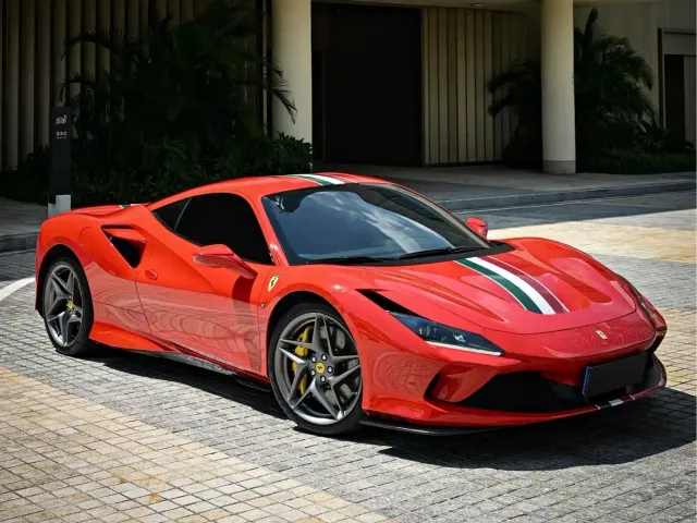 Ferrari F8 — Фото автомобиля 3