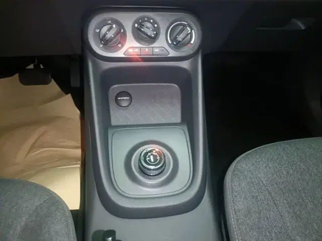 Wuling Motors Wuling Hongguang New Energy 2024 Model Pure Electric 300KM Utility Version — Фото автомобиля 13