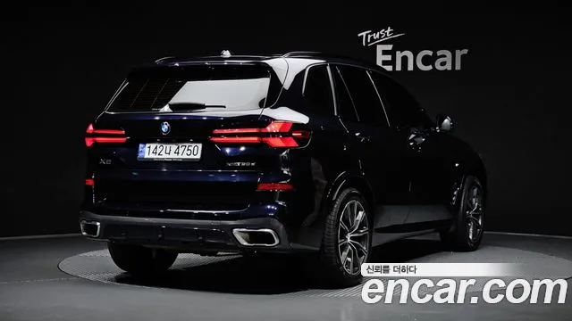 BMW X5 — Фото автомобиля 2