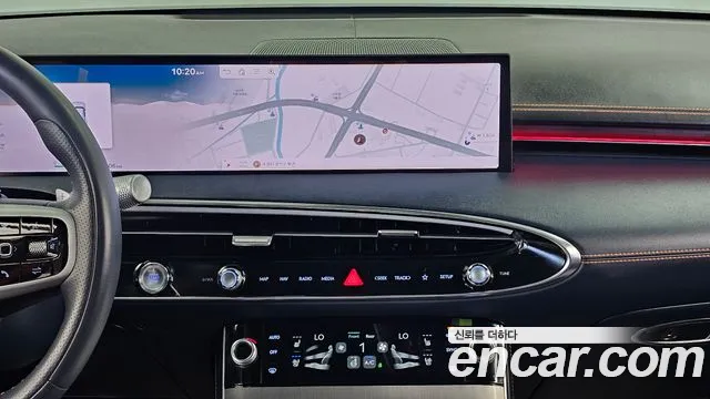 Genesis GV70 — Фото автомобиля 25