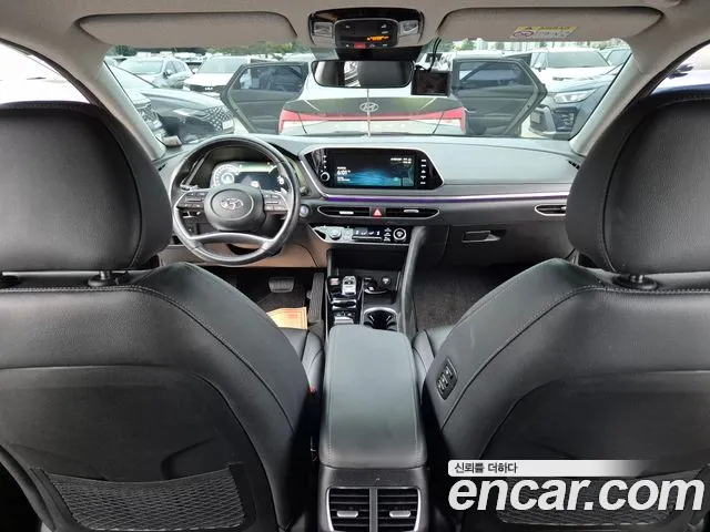 Hyundai Sonata — Фото автомобиля 10