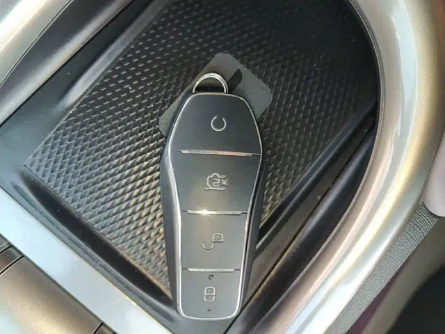 BYD Dolphin — Фото автомобиля 8
