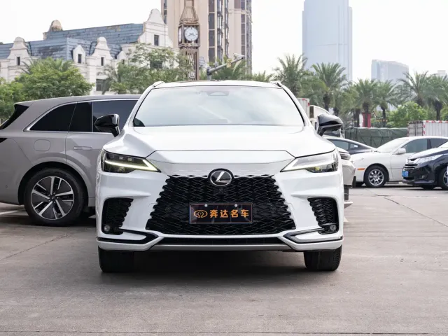 Lexus RX — Фото автомобиля 2