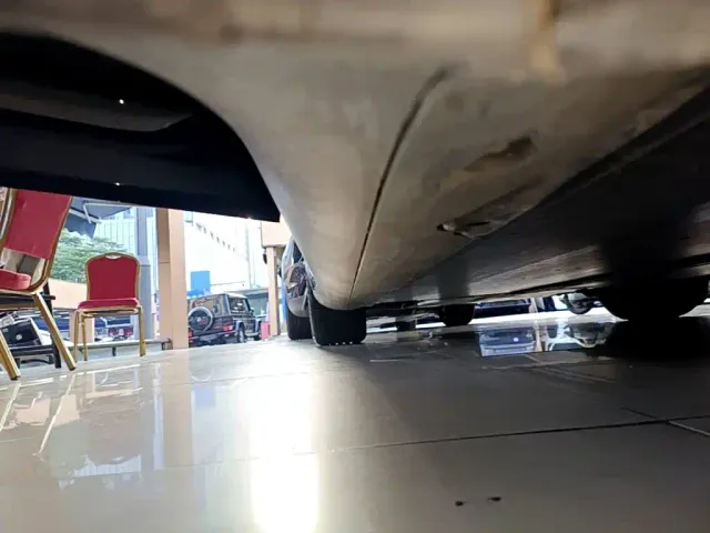 Tesla Model Y — Фото автомобиля 21