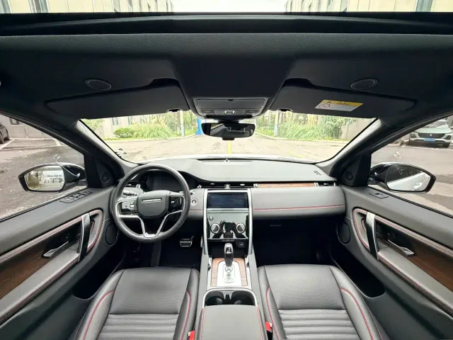 Land Rover Discovery Sport — Фото автомобиля 5