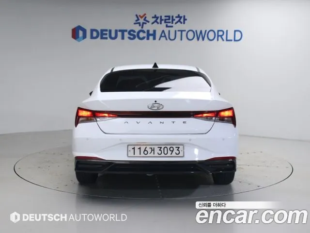 Hyundai Avante CN7 — Фото автомобиля 4