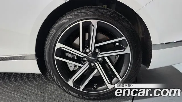 Genesis G80 RG3 — Фото автомобиля 21