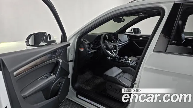 Audi Q5 FY — Фото автомобиля 15